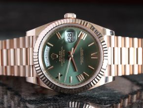 Rolex Day-Date 40mm Rose Gold Green Ann 228235